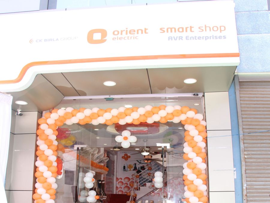 Opening ceremony of Orient Electric Smart Shop in Indore